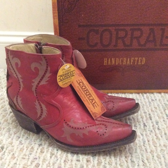 🆕 CORRAL distressed red pink leather cowboy boots - Picture 2 of 8